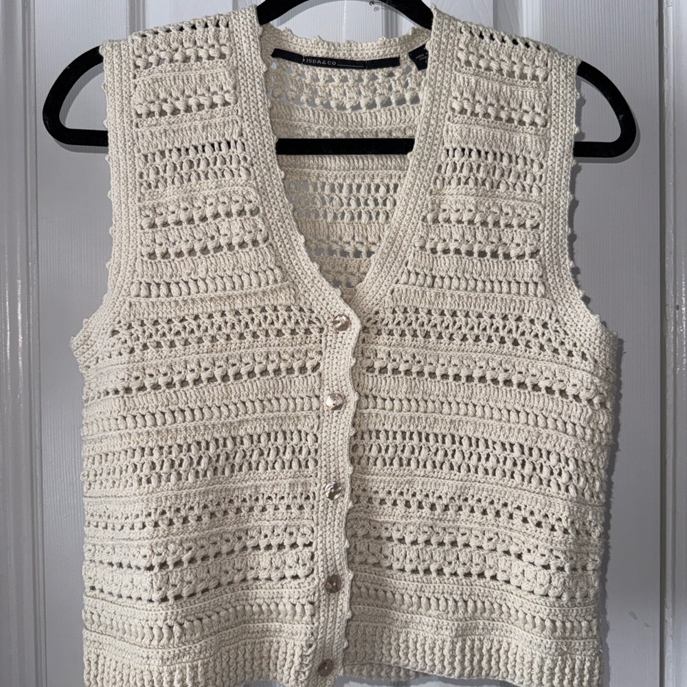 Vintage 90s Cream Crochet Vest